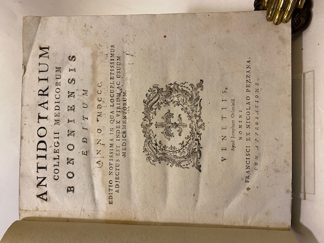Antidotarium collegii medicorum bononiensis editum anno MDCCC editio novissima in …