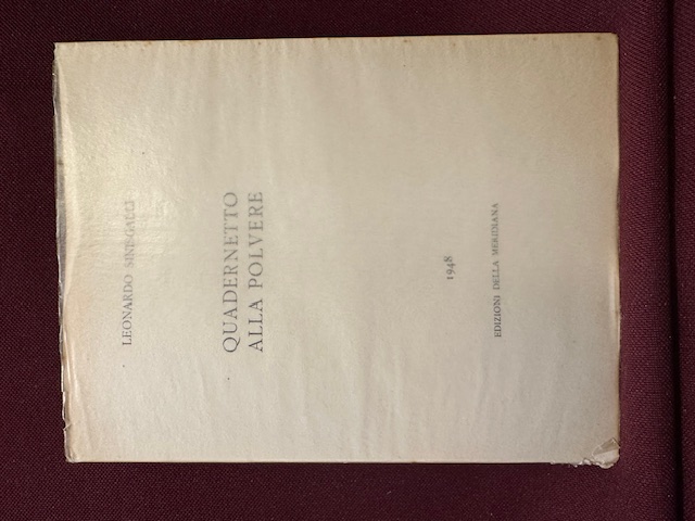 Quadernetto alla polvere.