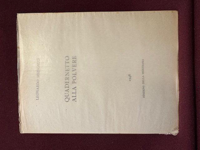 Quadernetto alla polvere.