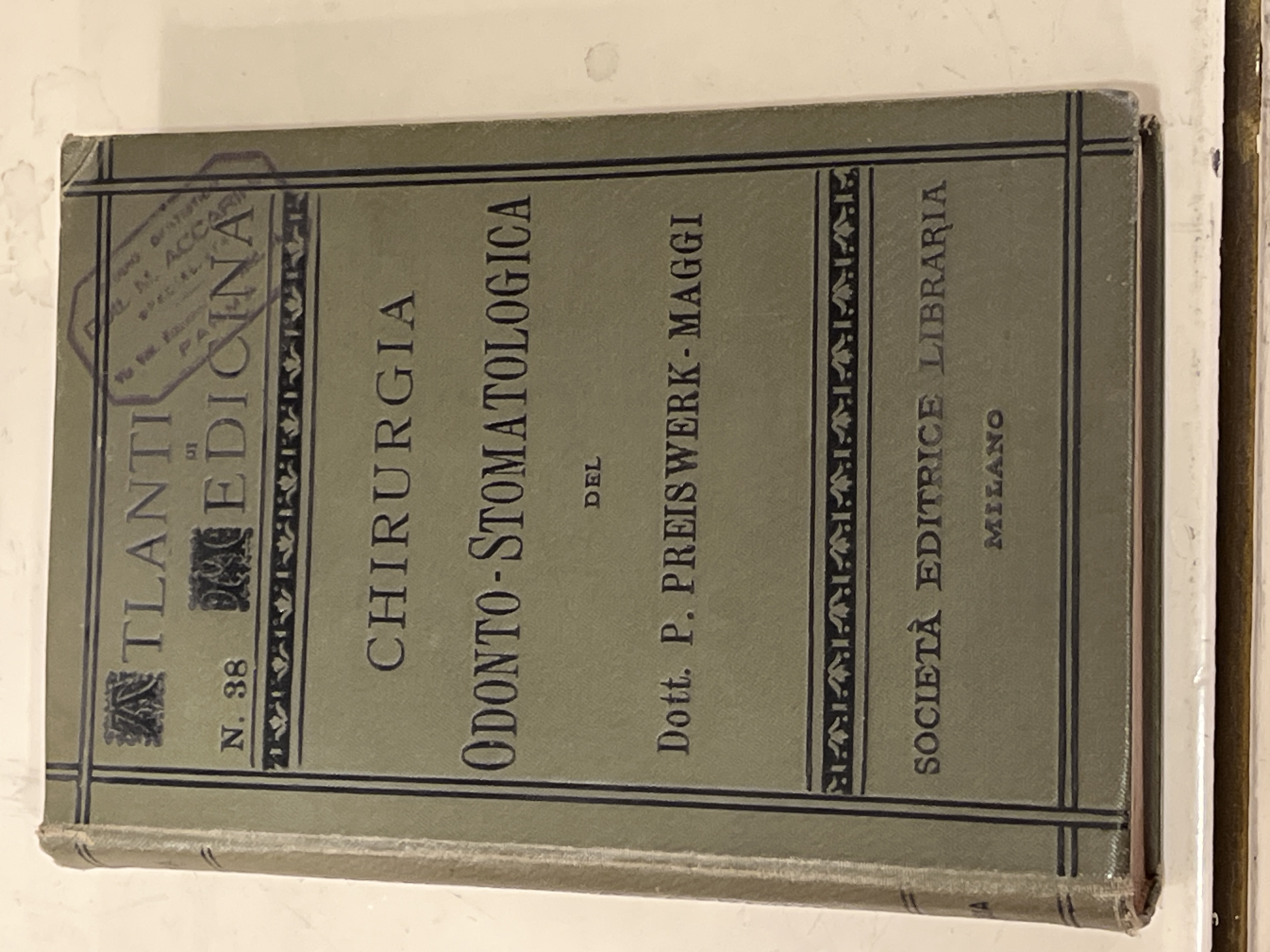 Atlante e compendio di Chirurgia odonto - stomatologica