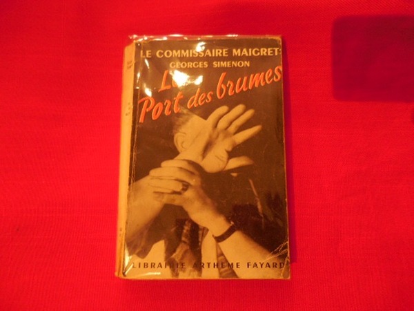 Le commissaire Maigret : le Port des Brumes.