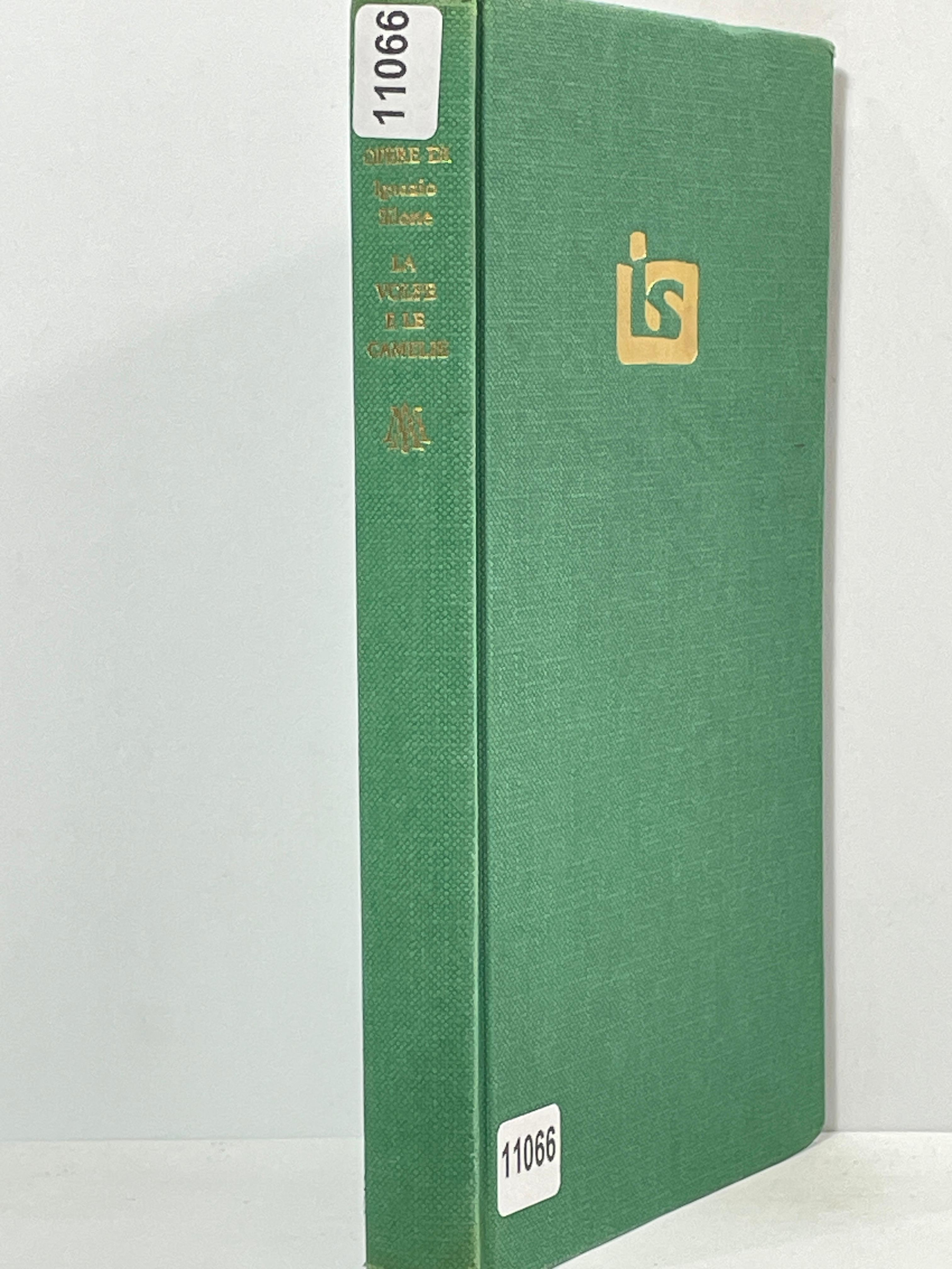 La volpe e le Camelie