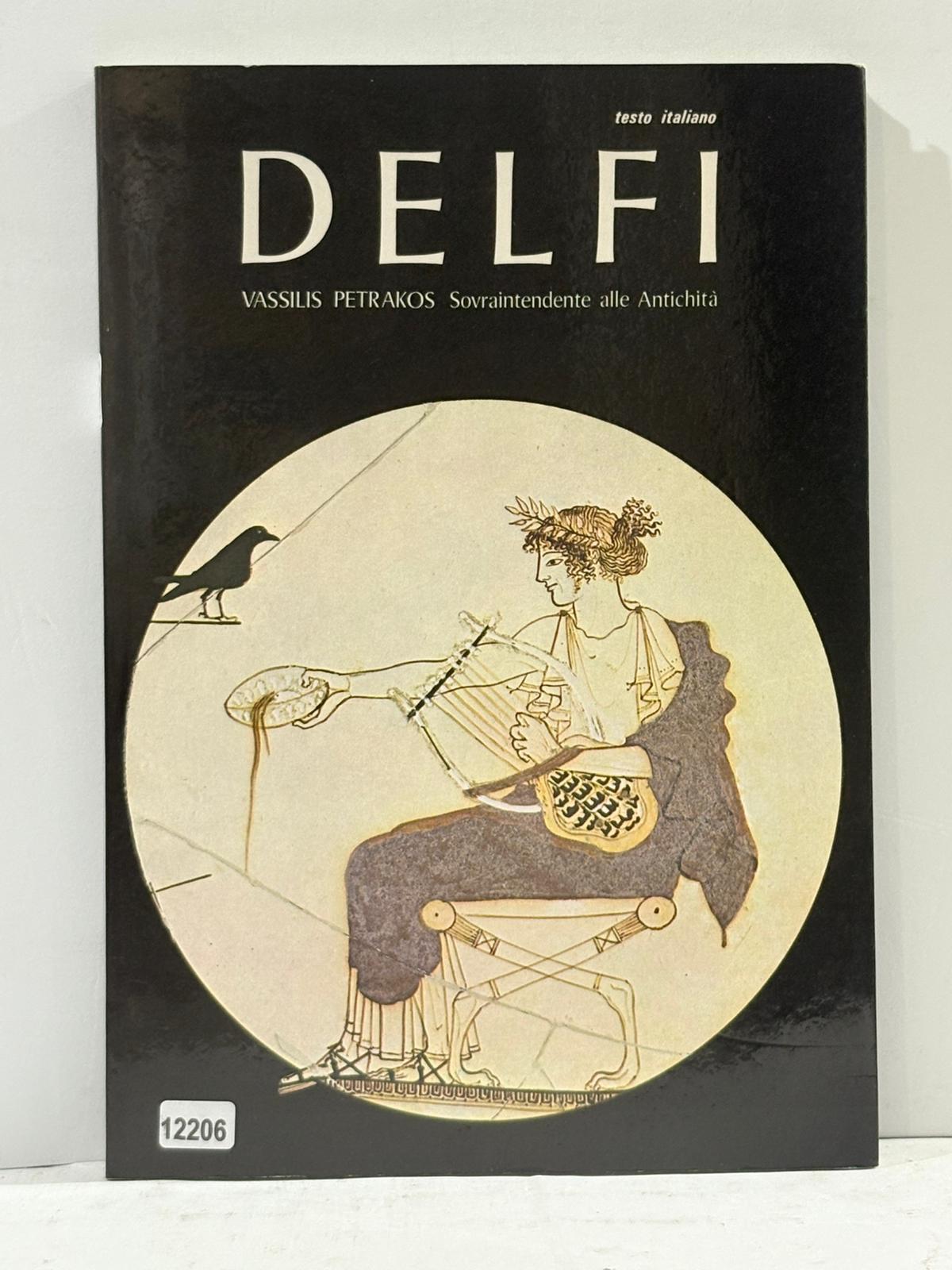 Testo italiano DELFI Vassilis Petrakos Sovraintendente alle Antichitŕ