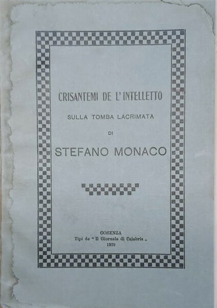 CRISANTEMI DE L'INTELLETTO sulla tomba lacrimata di Stefano Monaco.