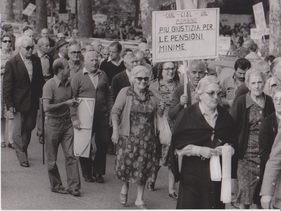 Pensionati in lotta a Firenze