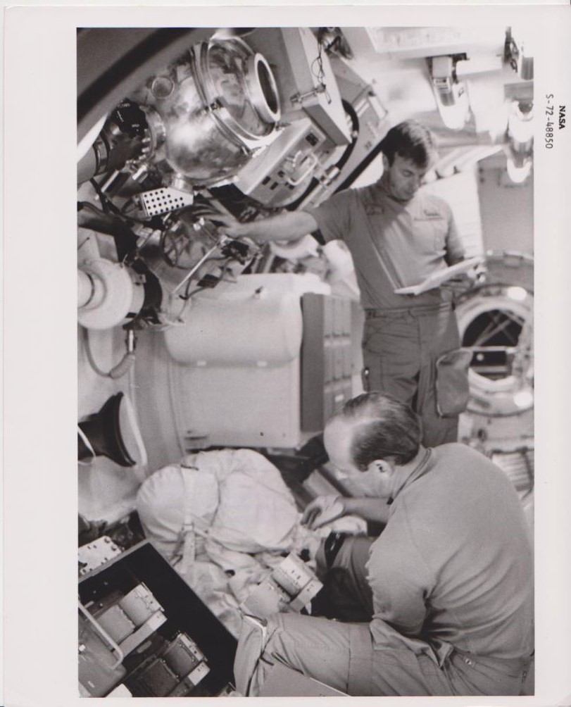 Manned Spacecraft Center, Comandante Charles Conrad Jr., Progetto Skylab