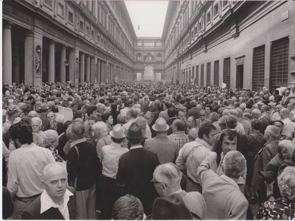 Pensionati in lotta a Firenze