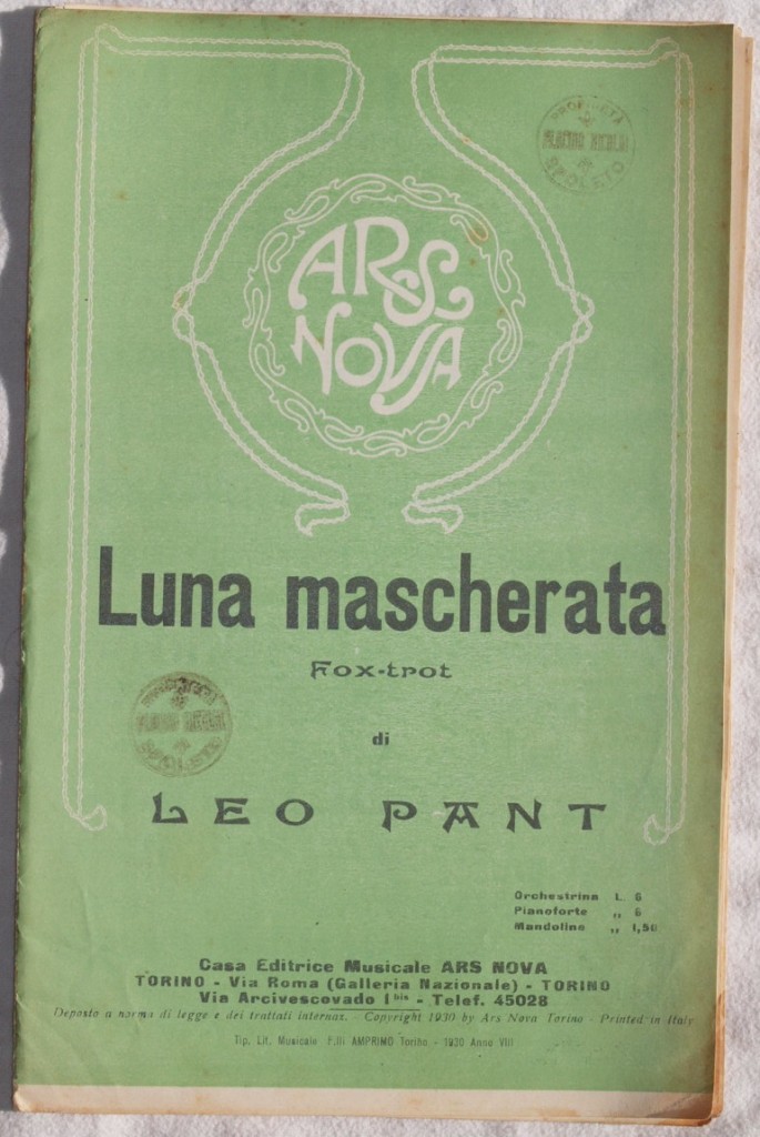 LUNA MASCHERATA