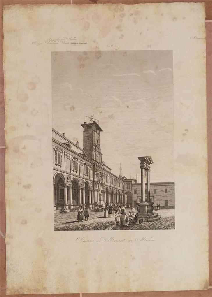 PIAZZA DE MERCANTI IN MILANO