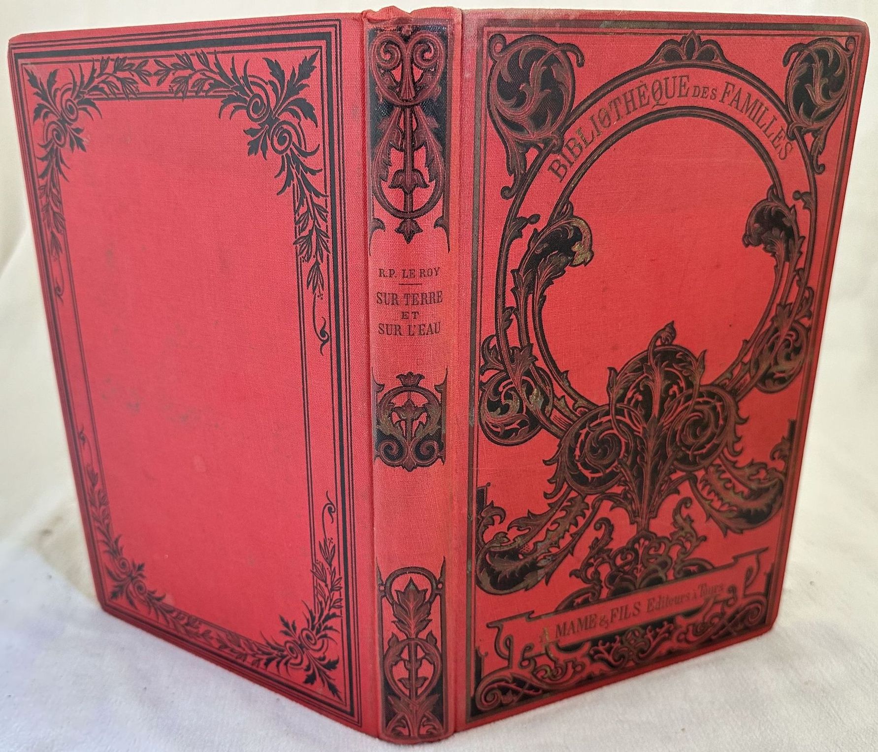 SUR TERRE ET SUR L'EAU VOYAGE D'EXPLORATION DANS L'AFRIQUE ORIENTALE