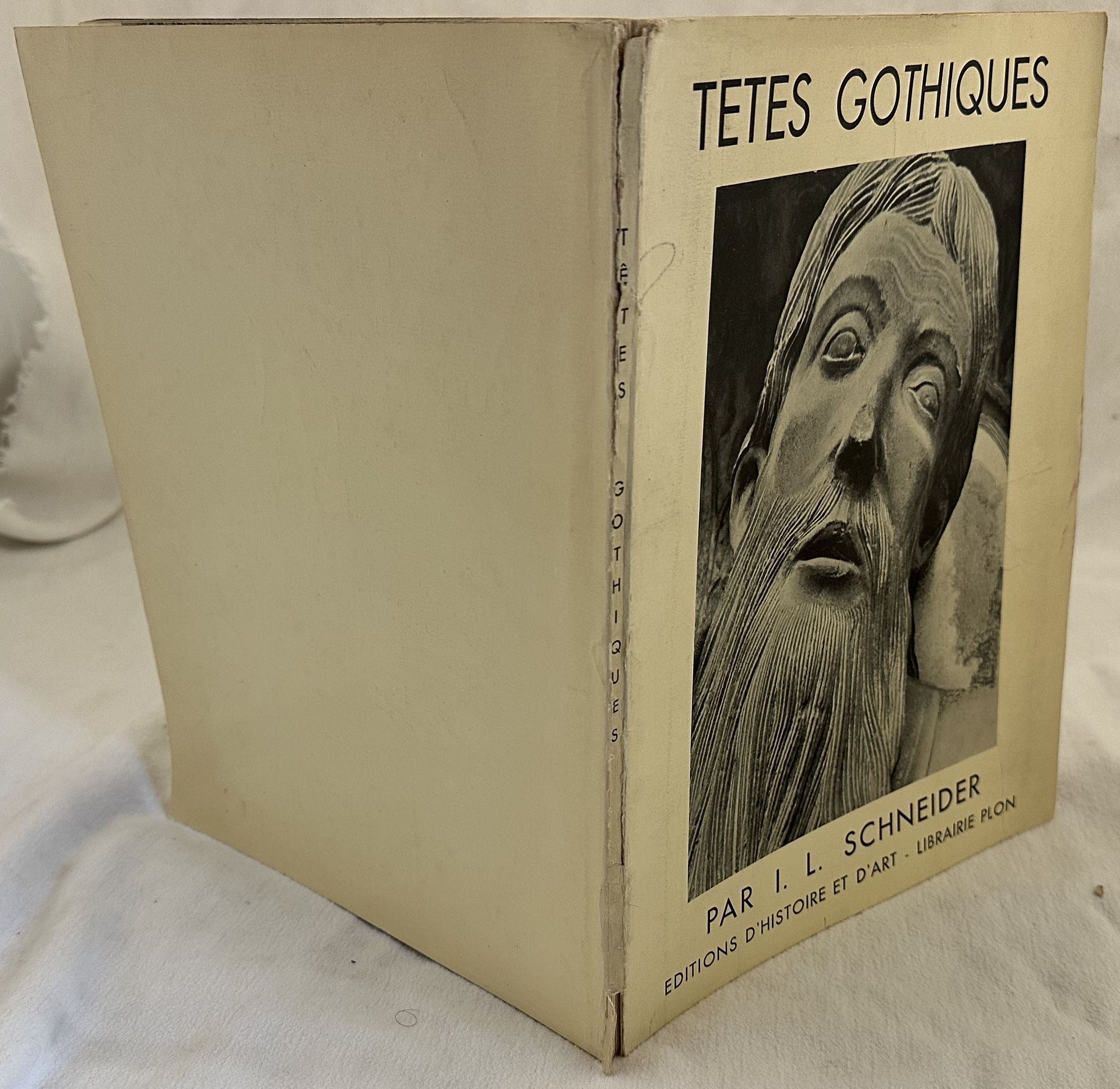 TETES DE STATUES GOTHIQUES