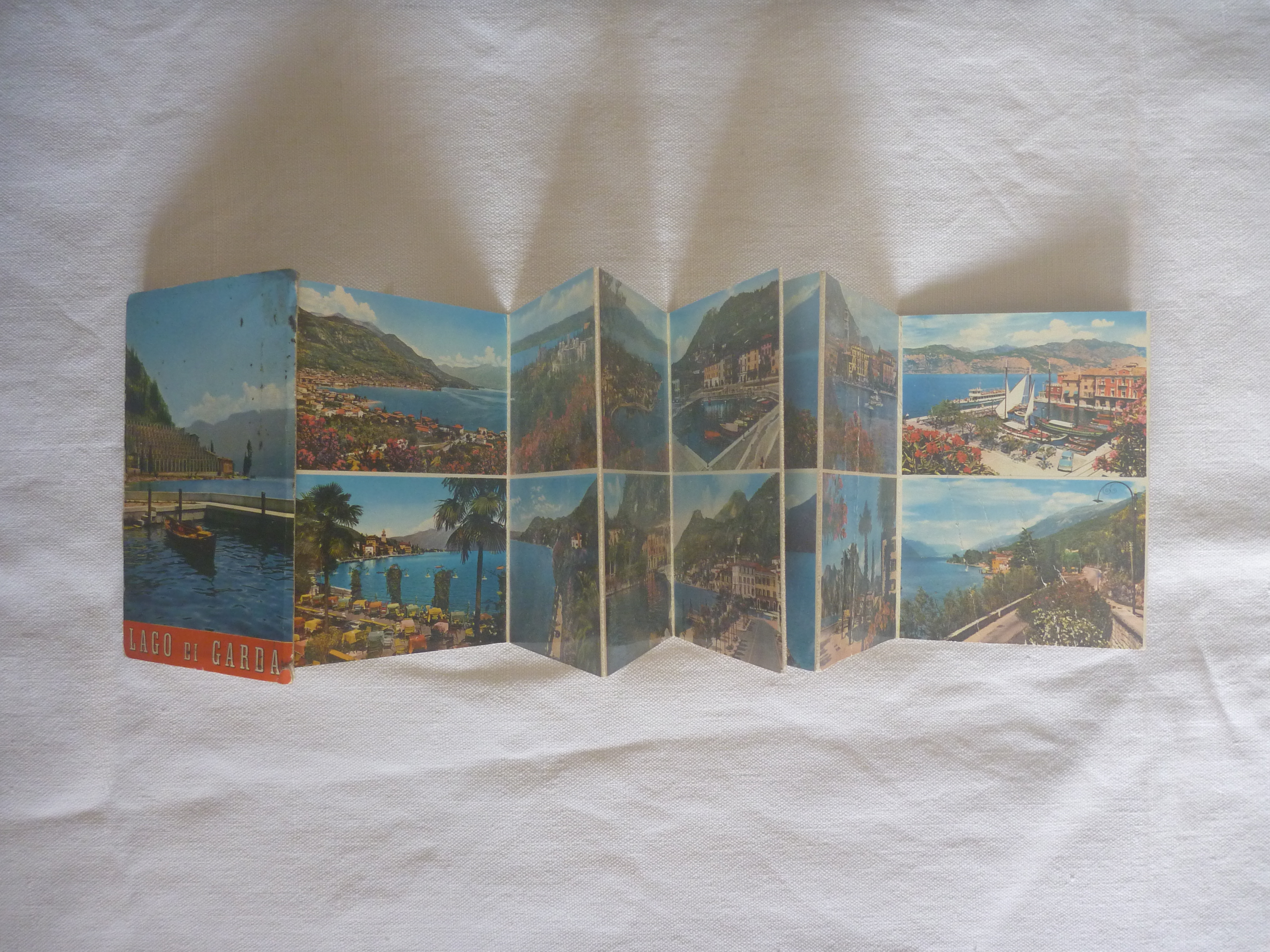 Libretto a soffietto 31 vedute a colori Lago di Garda