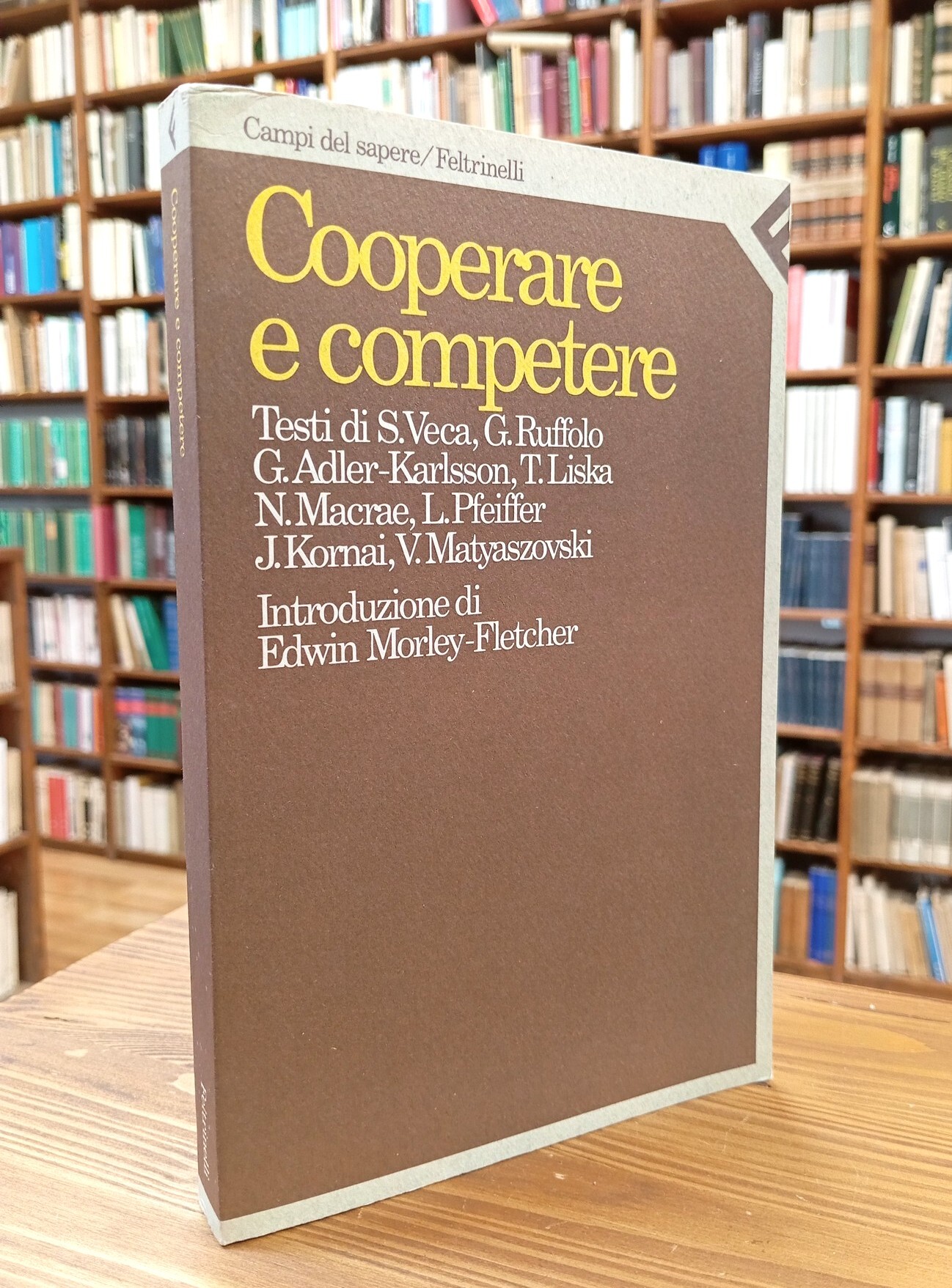 Cooperare e competere