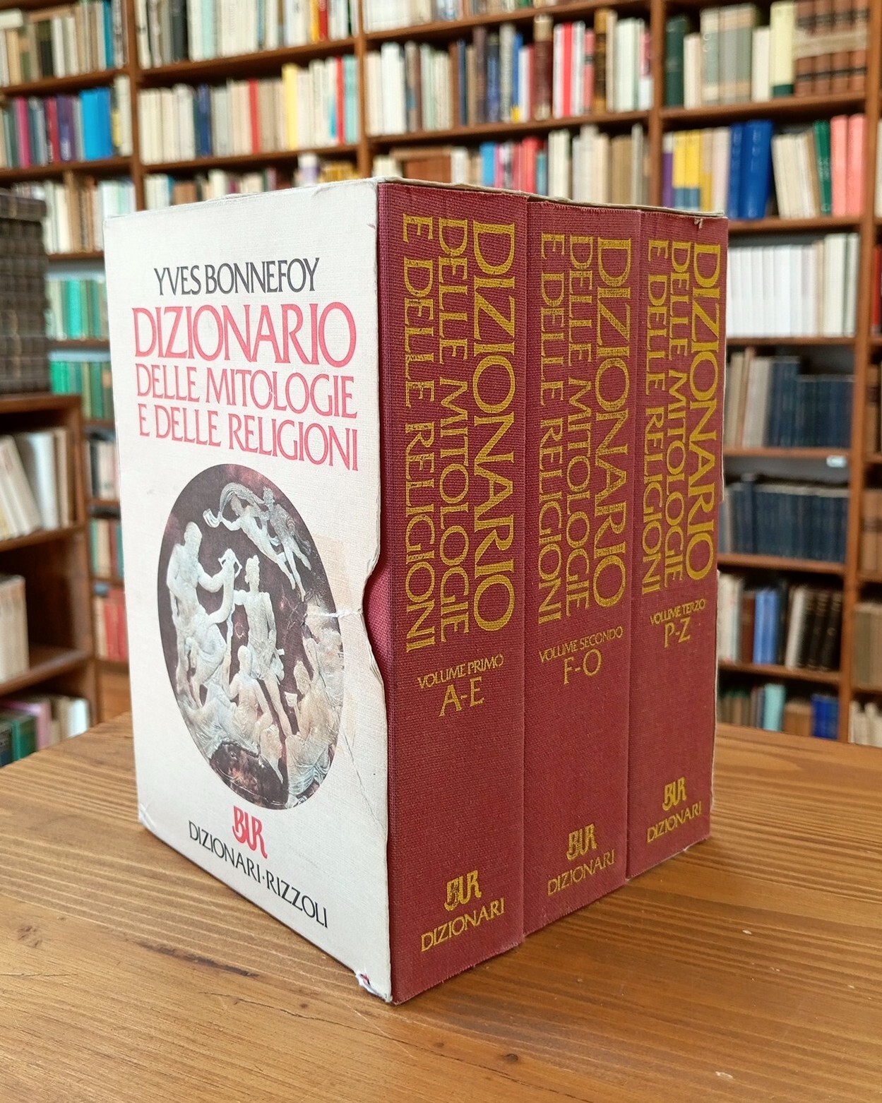 Dizionario delle mitologie e delle religioni (3 volumi - opera …