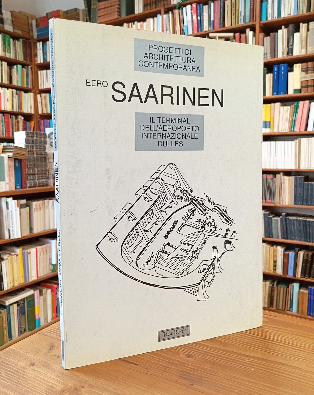 Eero Saarinen. Il terminal dell'aeroporto internazionale Dulles