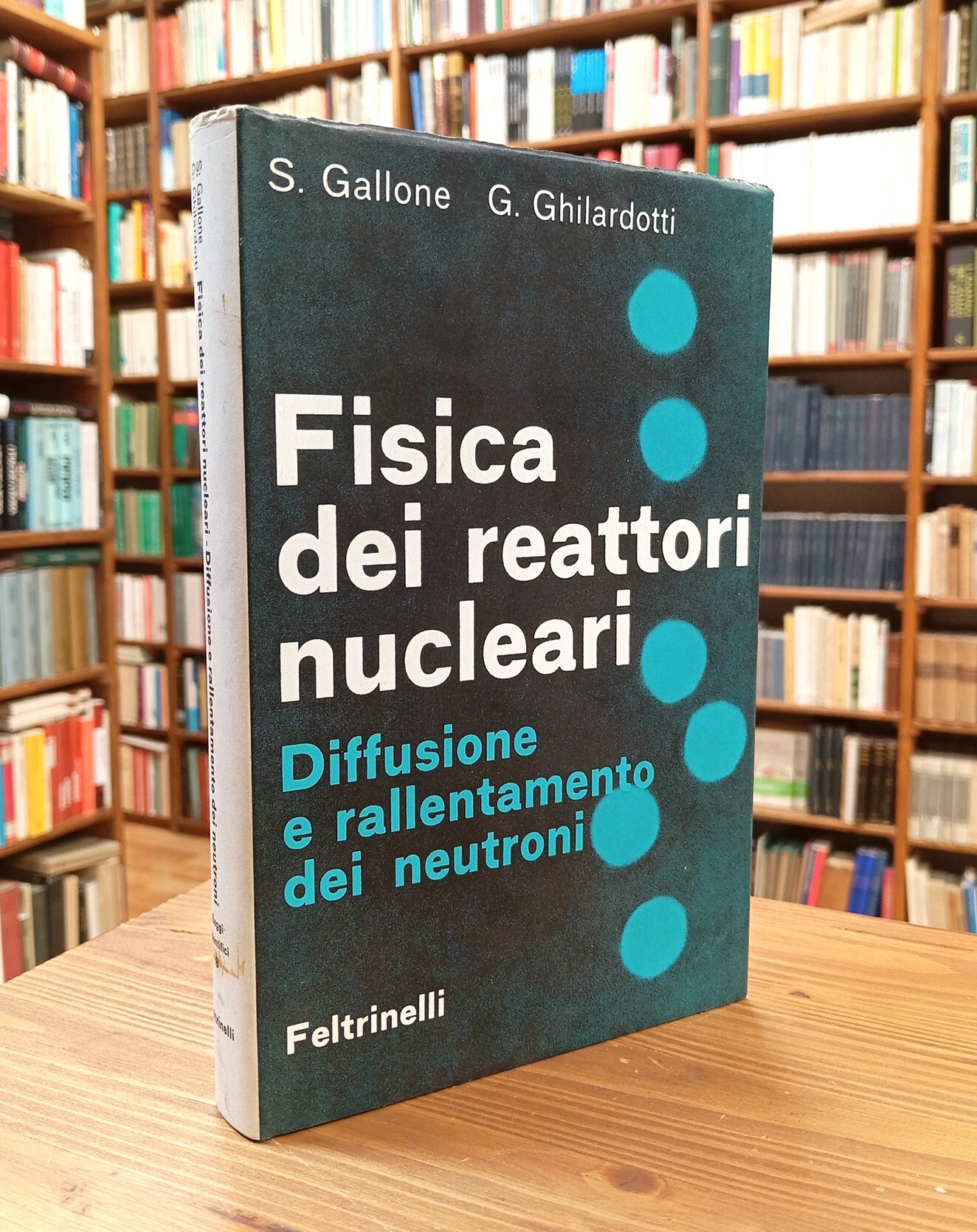 Fisica dei reattori nucleari. Diffusione e rallentamento dei neutroni