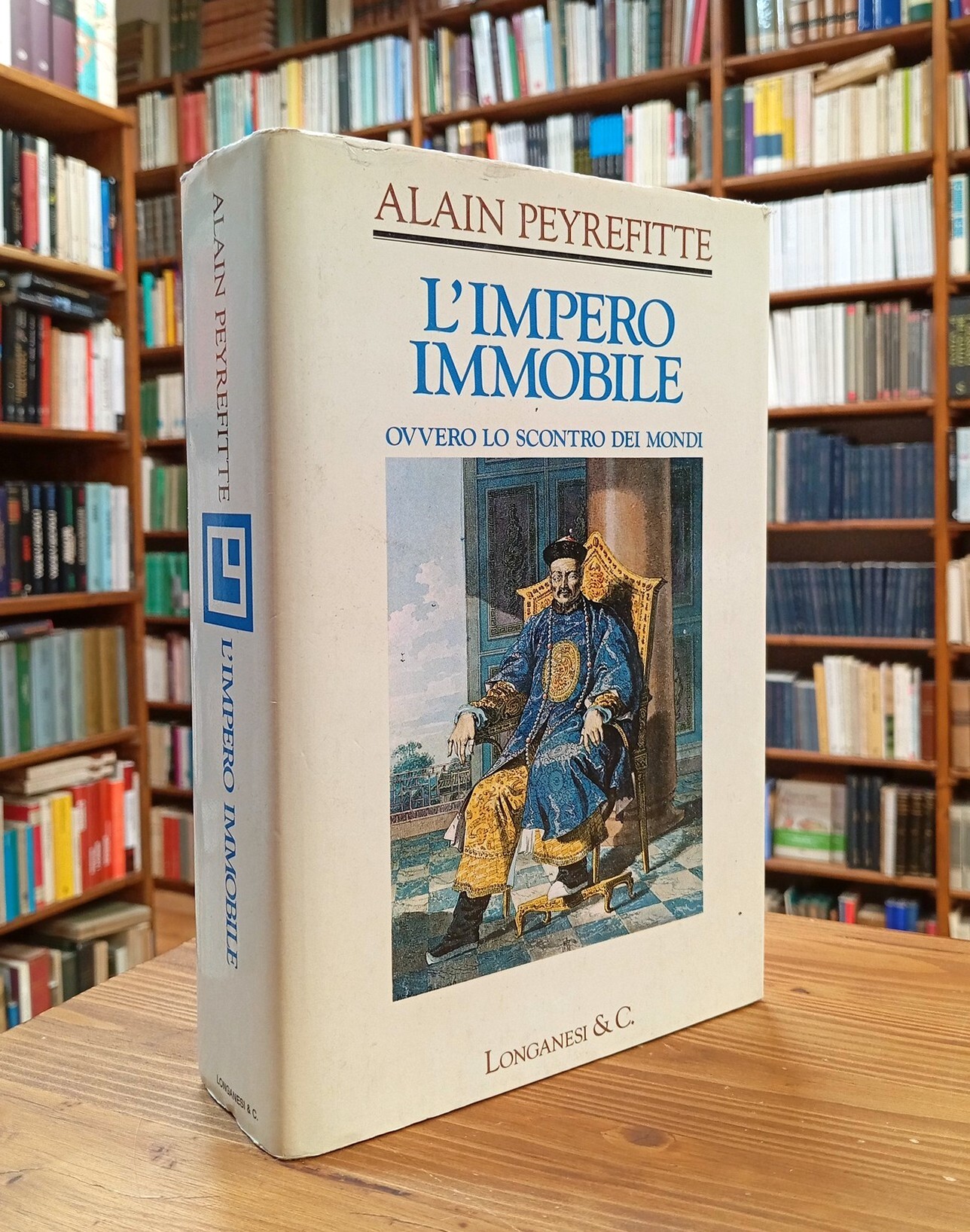 L'impero immobile ovvero lo scontro dei mondi