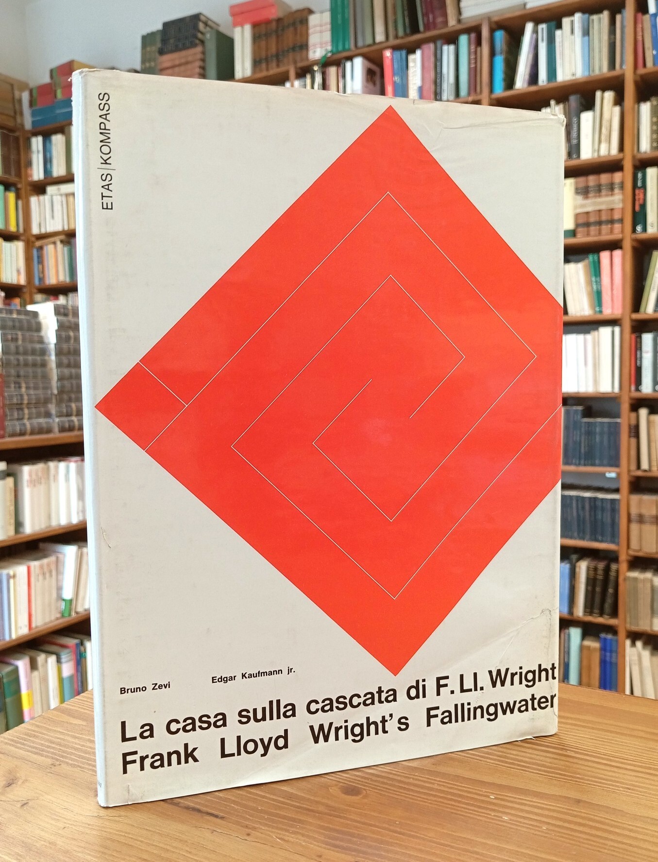 La casa sulla cascata di F. Ll. Wright / Frank …