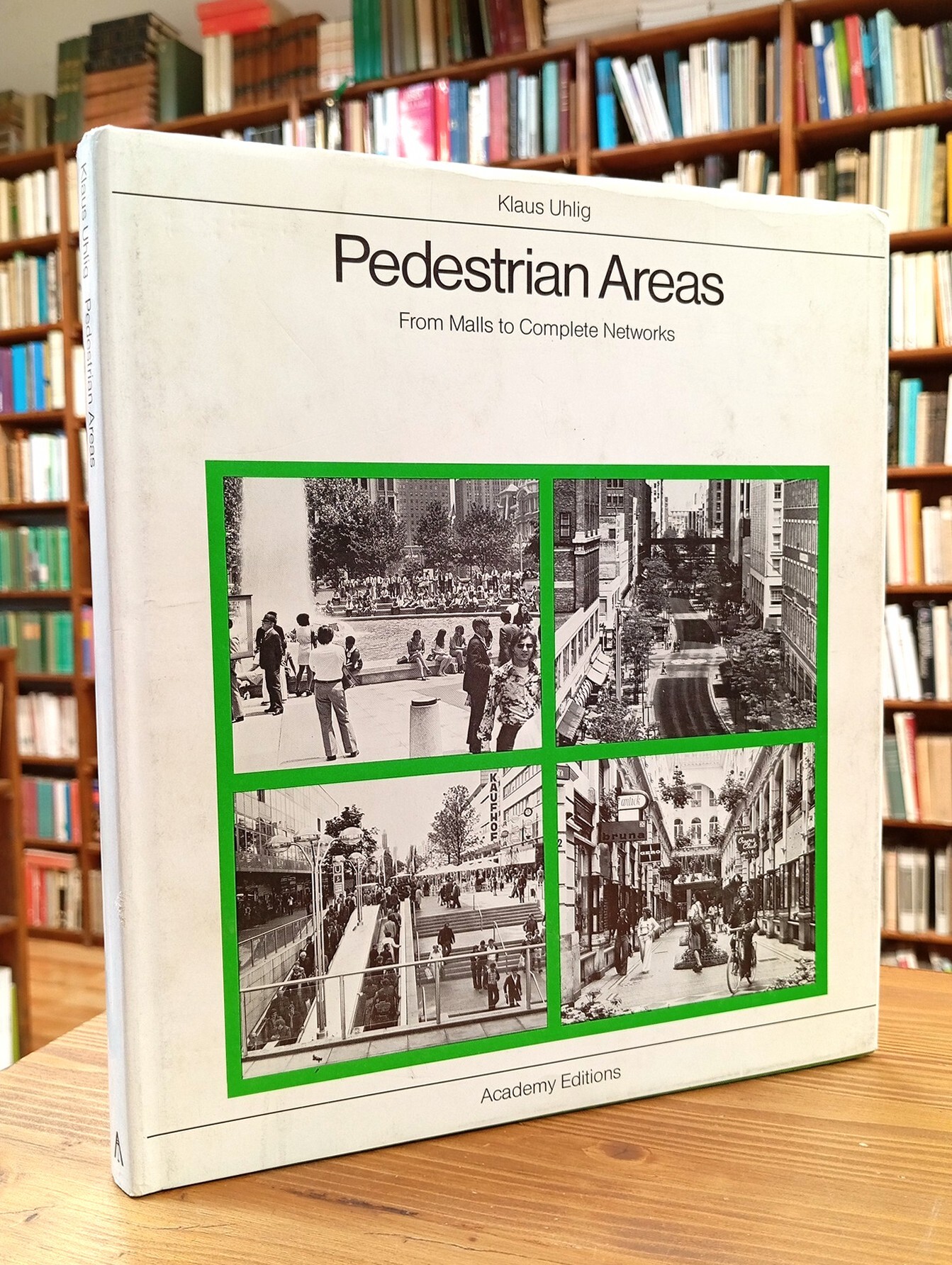 Pedestrian Areas. From Malls to Complete Networks