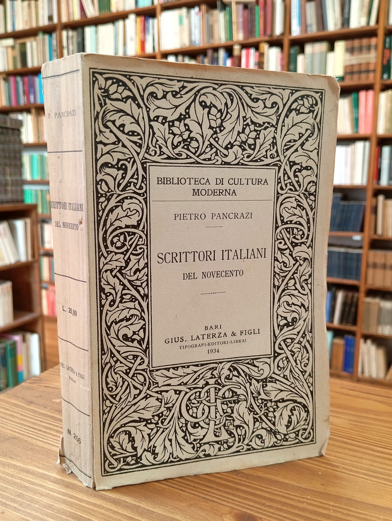 Scrittori italiani del Novecento