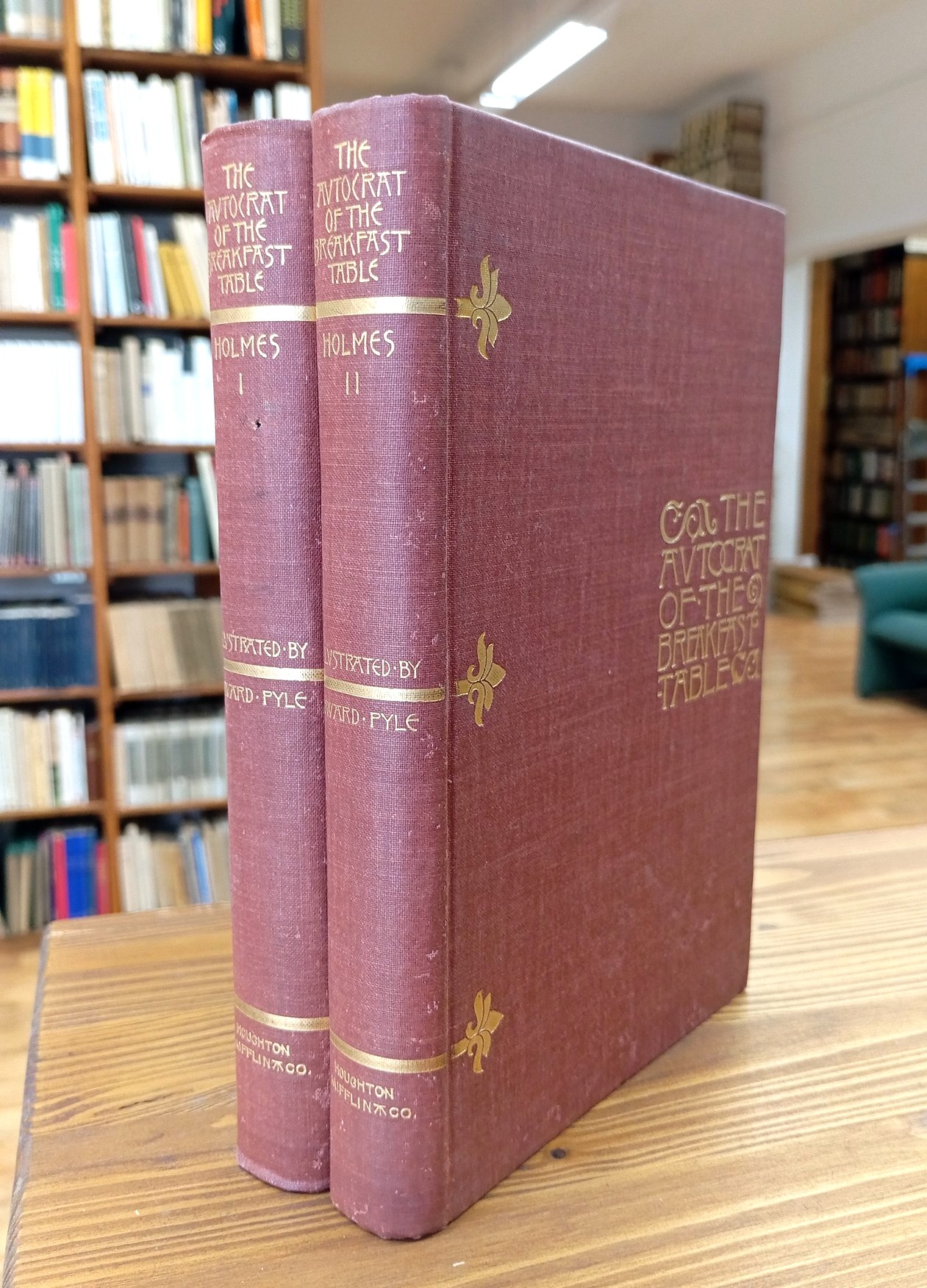 The Autocrat of the Breakfast-Table. Vol. I & II