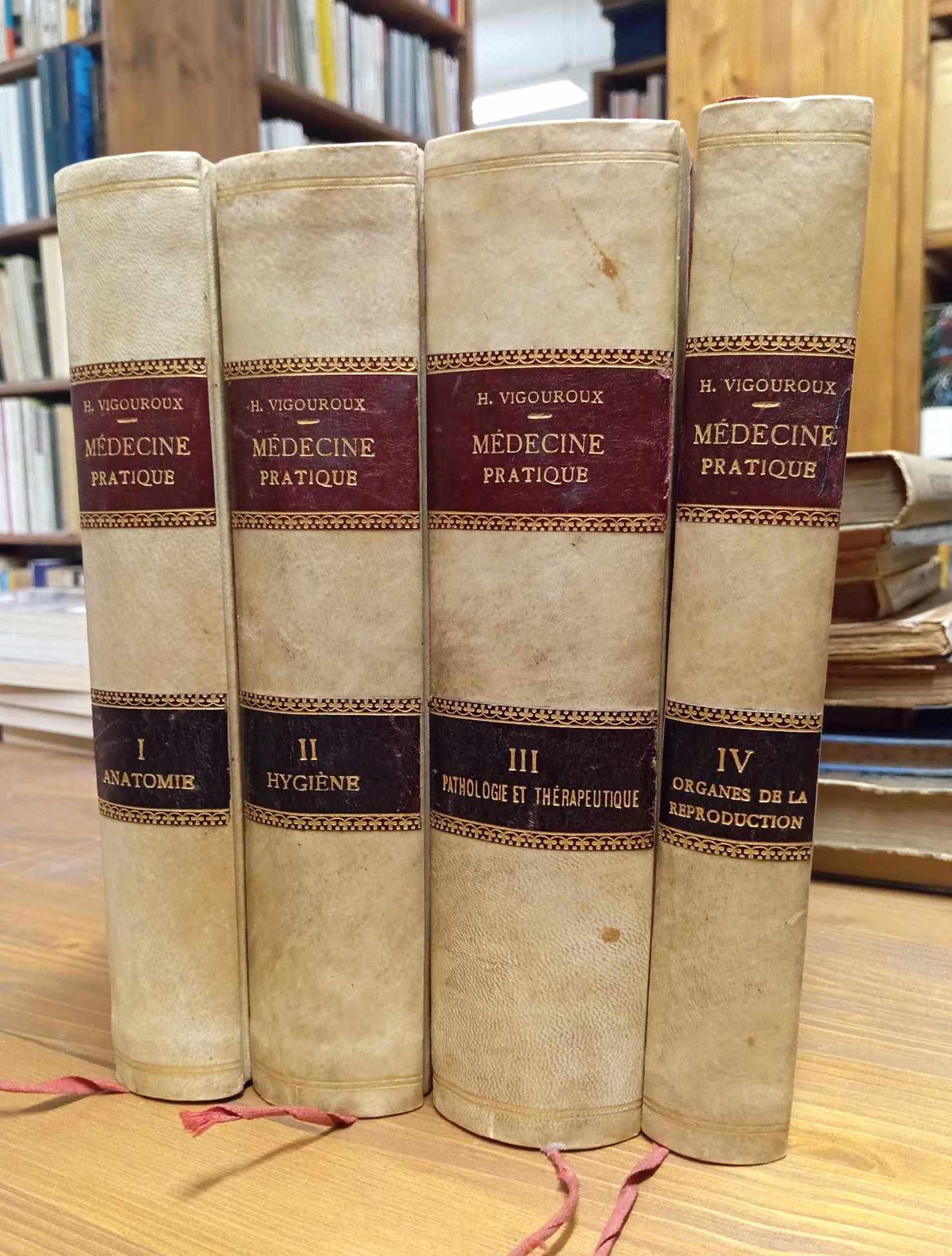 Traité complet de médecine pratique à l'usage des gens du …