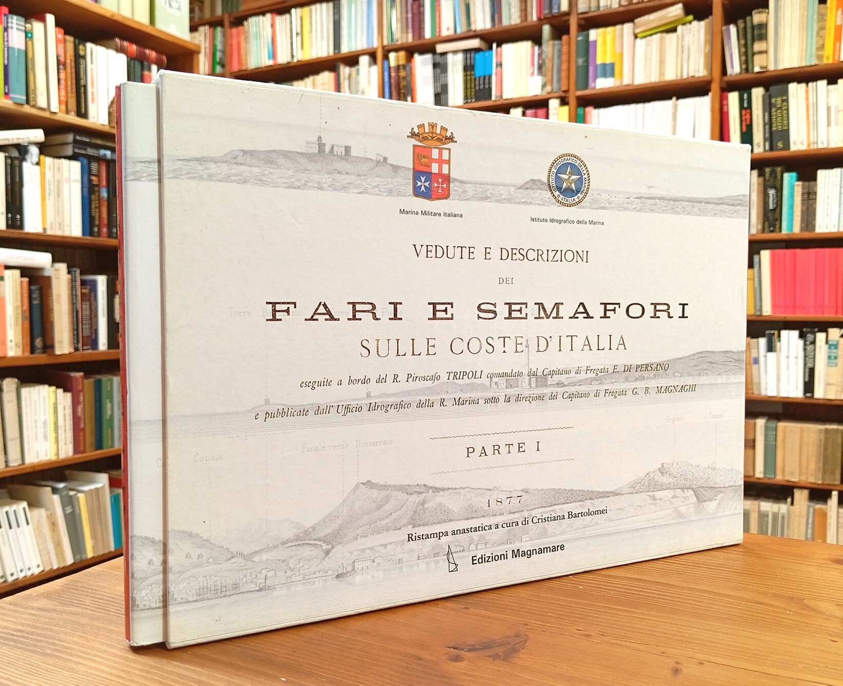 Vedute e descrizioni dei fari e semafori sulle coste d'Italia. …