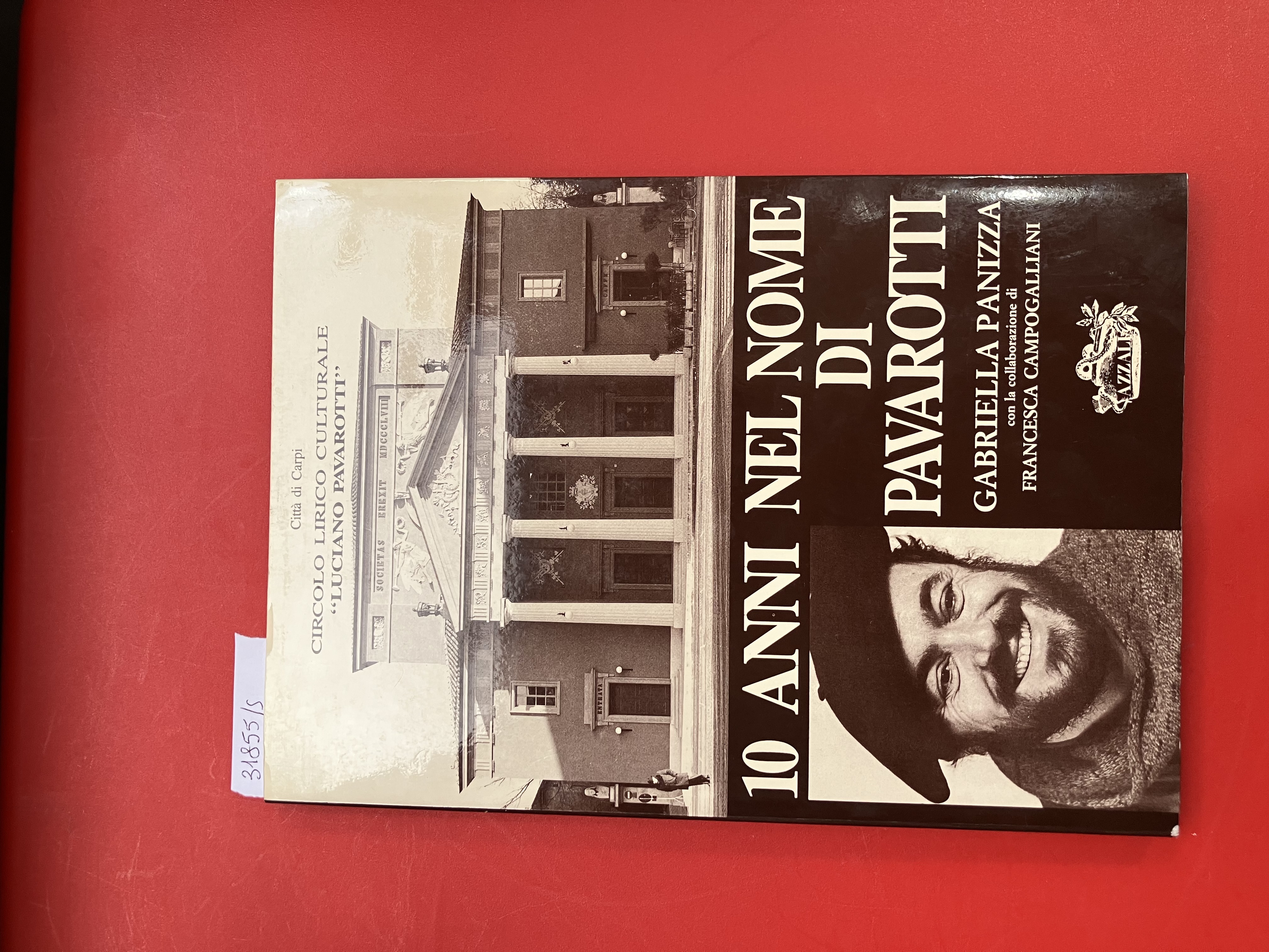 10 anni nel nome di Pavarotti
