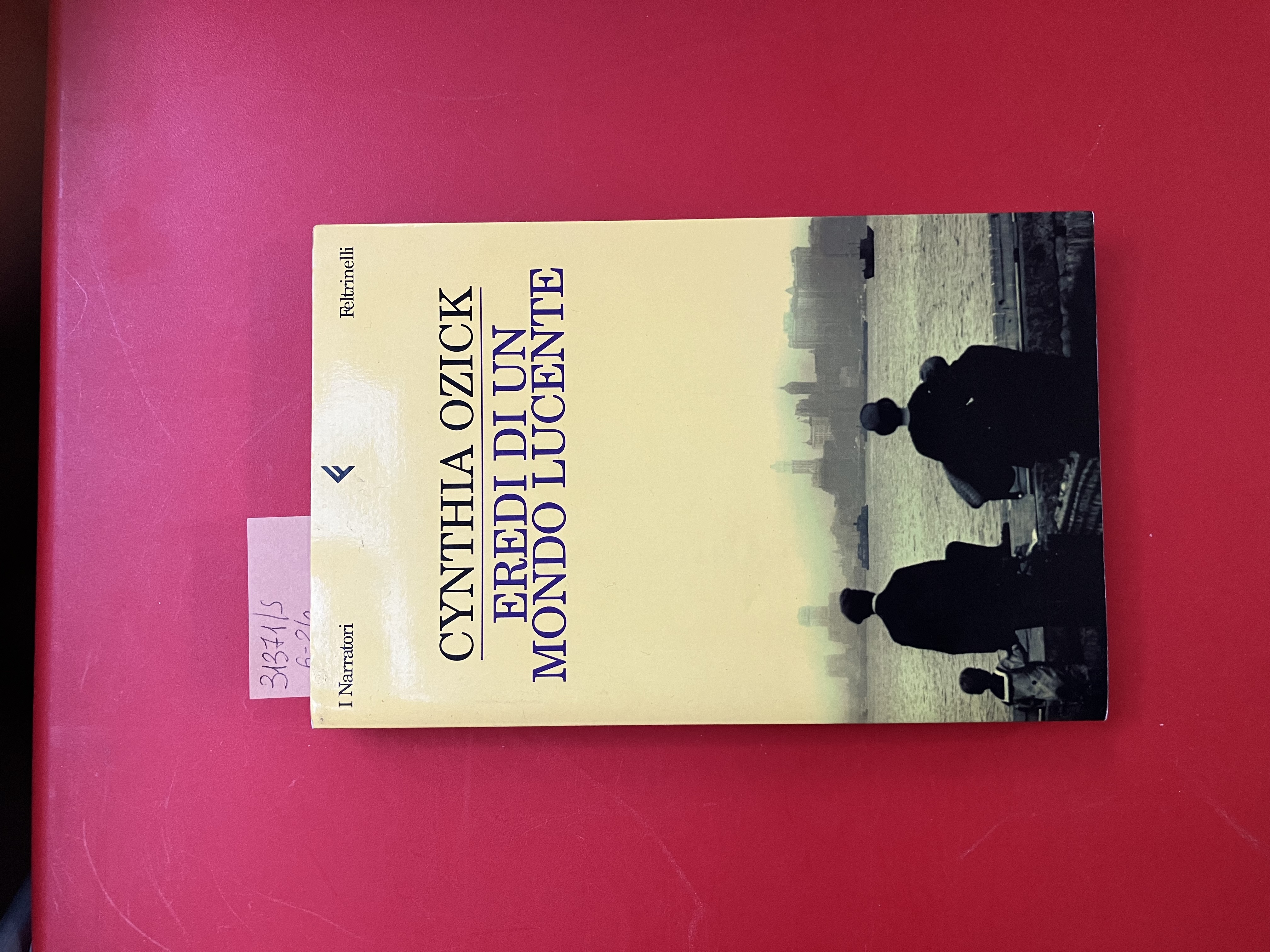 Eredi di un mondo lucente