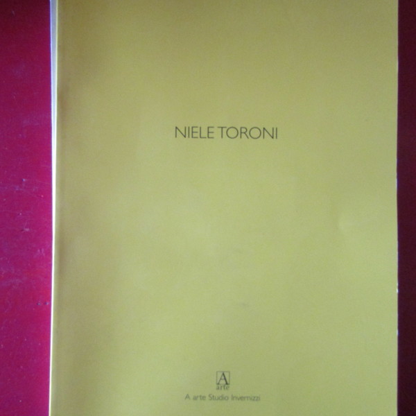 Niele Toroni