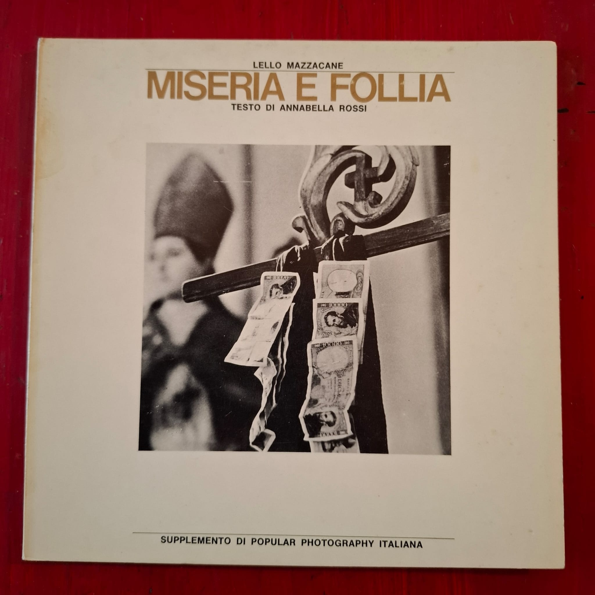 Miseria e follia