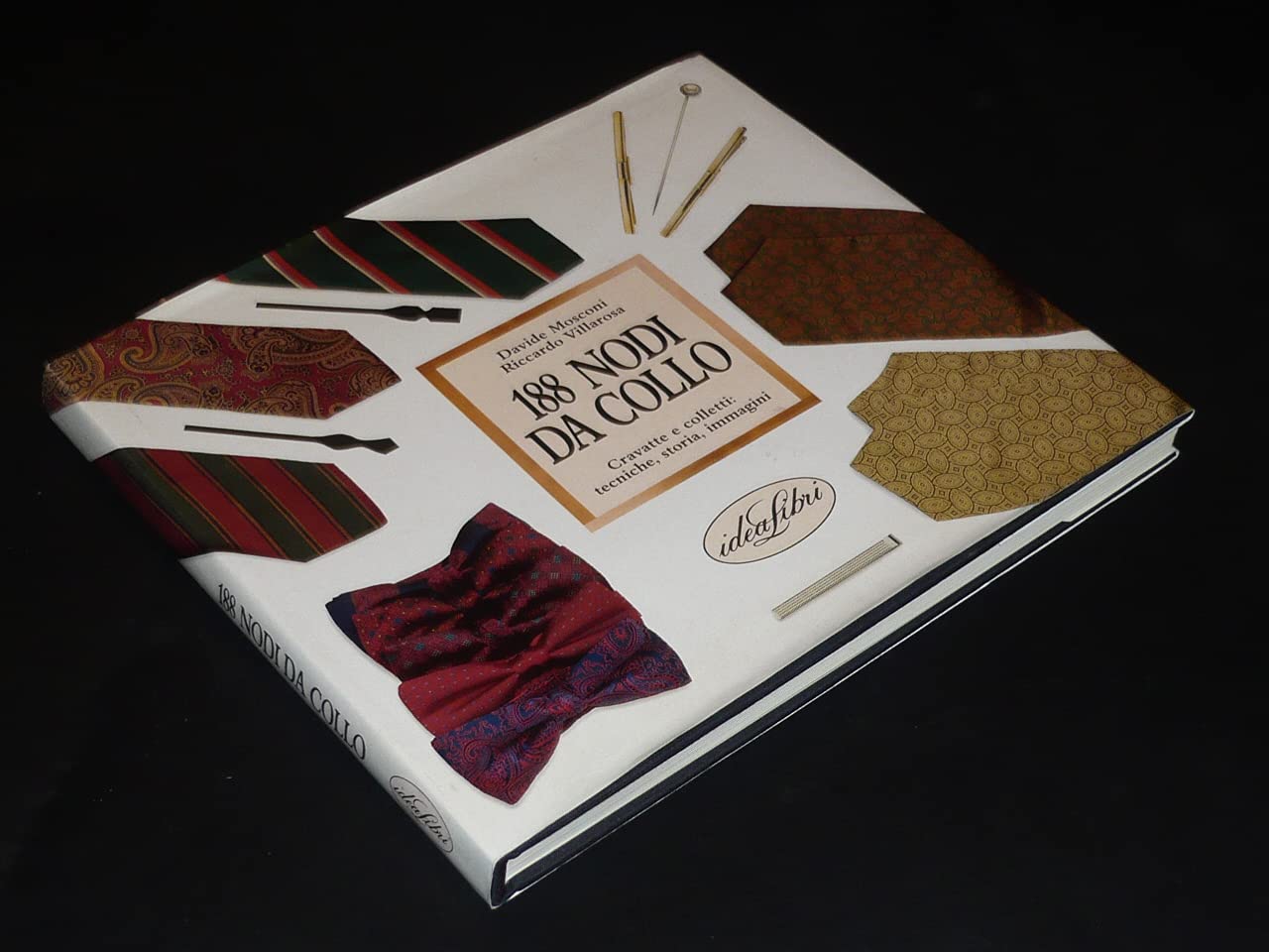 Centottantotto nodi da collo. Ediz. illustrata