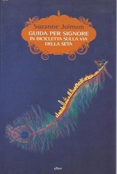 Guida per signore in bibicletta sulla via della seta