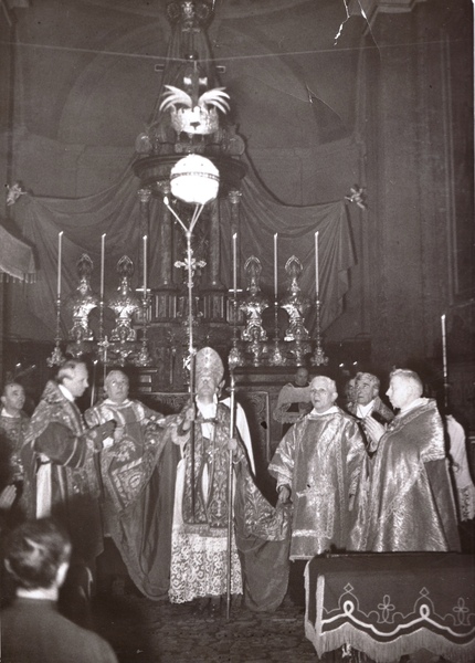 Annuale cerimona alla Basilica Comunale di S. Sebastiano a Milano …