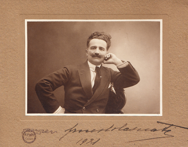 Francesco Casnati. (Szombathely, 1892 – Como, 1970). Giornalista italiano. Fotografia …