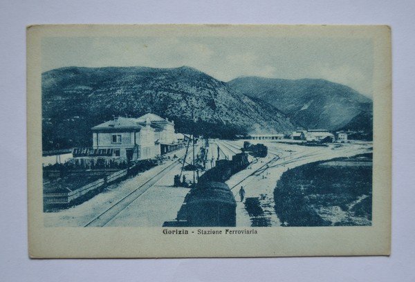 Cartolina / postcard GORIZIA - Stazione Ferroviaria