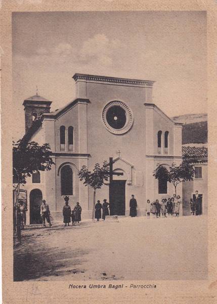 Cartolina Nocera Umbra Bagni - Parrocchia. 1940