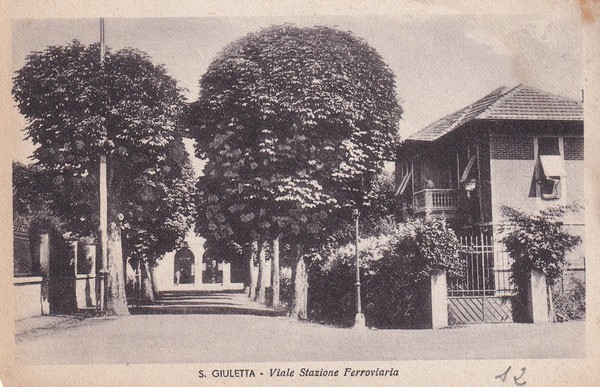 Cartolina Santa Giuletta (Pavia) - Viale Stazione Ferroviaria.