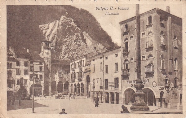 Cartolina Vittorio Veneto (Treviso) - Piazza Flaminio (Trattoria alla Cerca). …