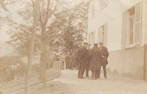 Cartolina fotografica Premiata fotografia MONTORFANO - Casasco (Como). 1912