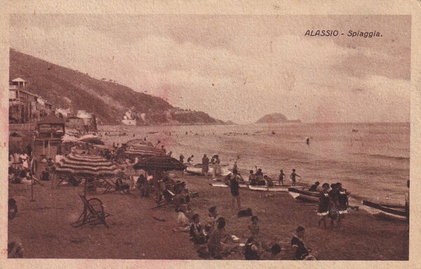 Cartolina Alassio (Savona) - Spiaggia. 1929