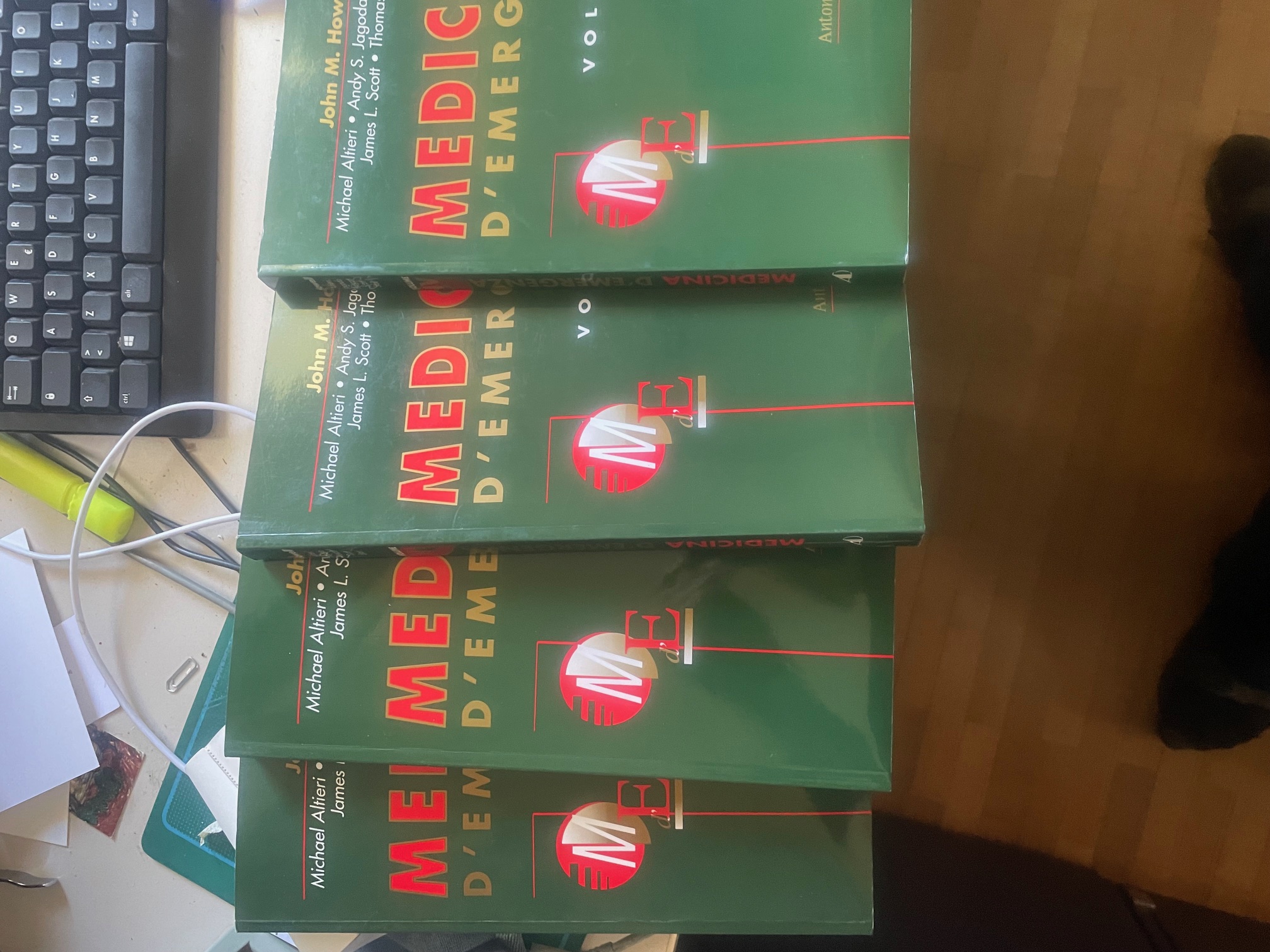 MEDICINA D'URGENZA IN 4 VOLUMI