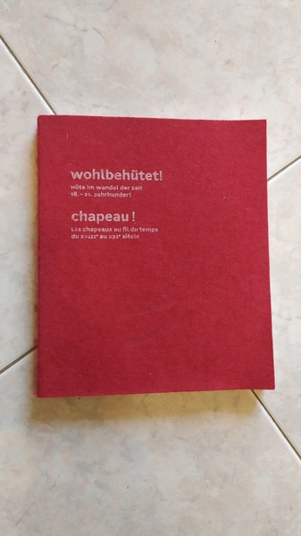 Wohlbehutet! - Chapeau!