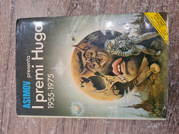 Asimov presenta i Premi Hugo 1955-1975