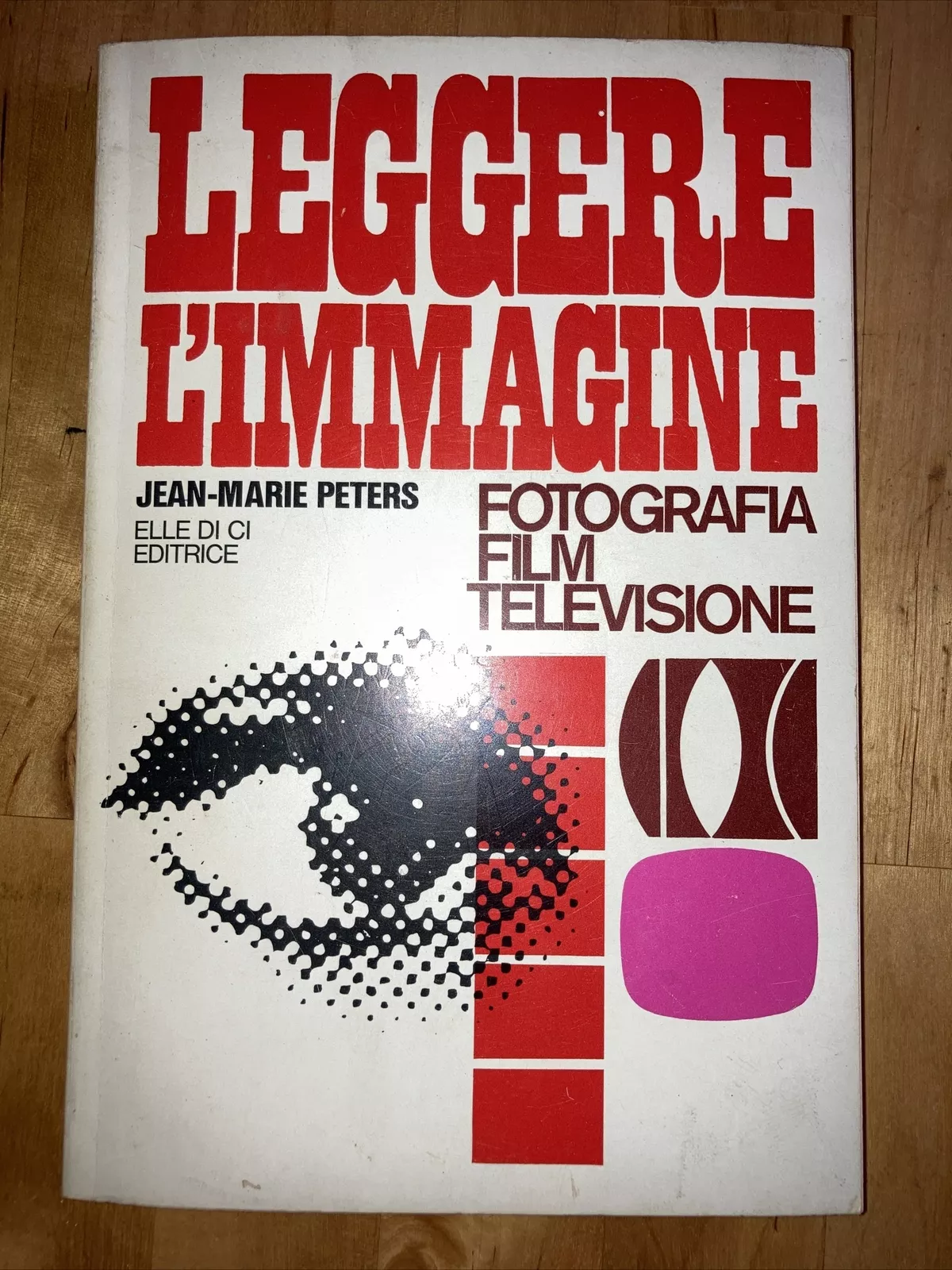 Leggere l'immagine fotografia film televisione