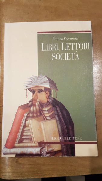 Libri, lettori societa'