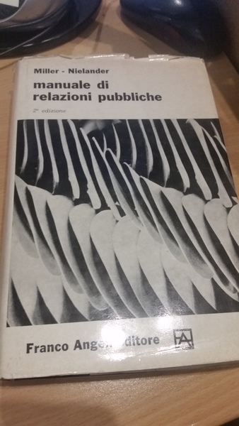 manuale di relazioni pubbliche