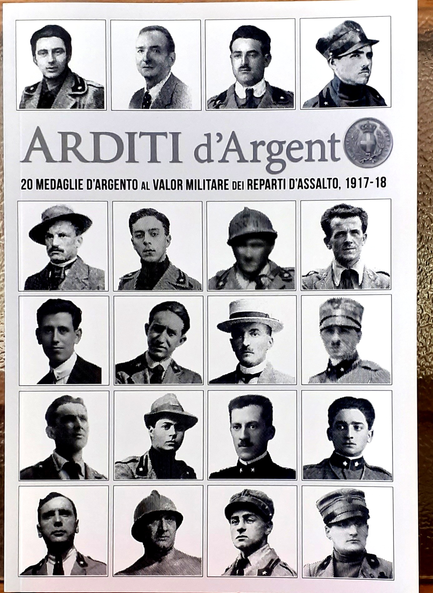 ARDITI D'ARGENTO, 20 MEDAGLIE D'ARGENTO AL VALOR MILITARE DEI REPARTI …