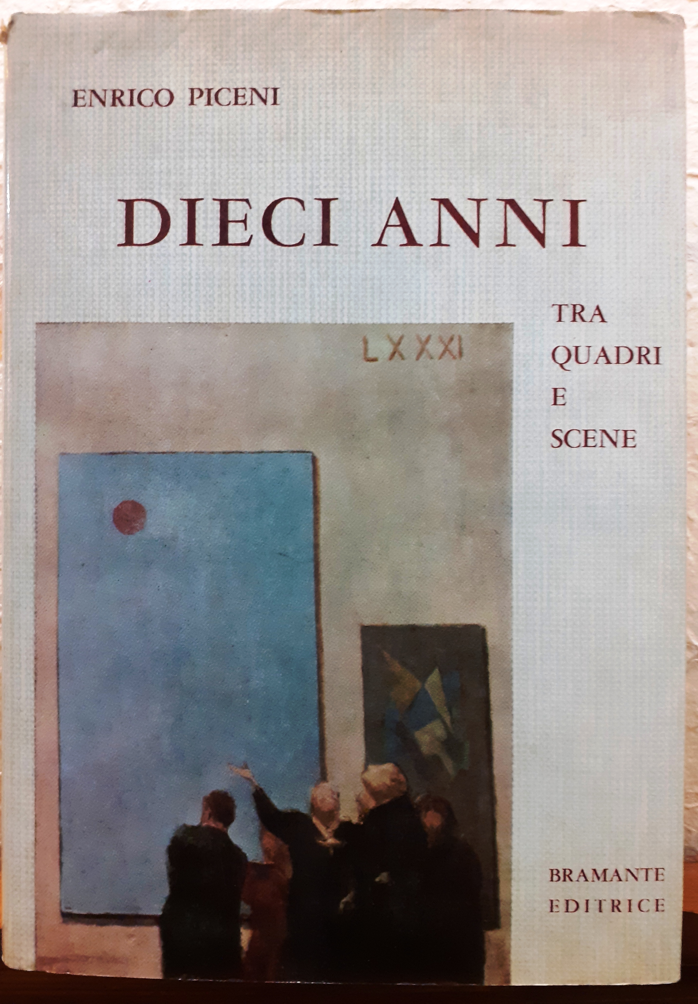 TRA LIBRI E QUADRI.