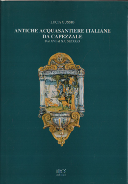 Antiche acquasantiere italiane da capezzale.